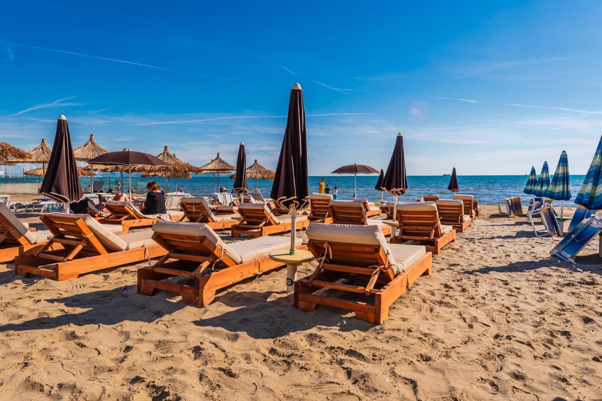 Sea View Apartments Eldo Durres Exterior photo